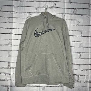 Nike Therma-Fit Gray Hoodie Pullover Camo Swoosh M Graphic Sweatshirt Relaxed